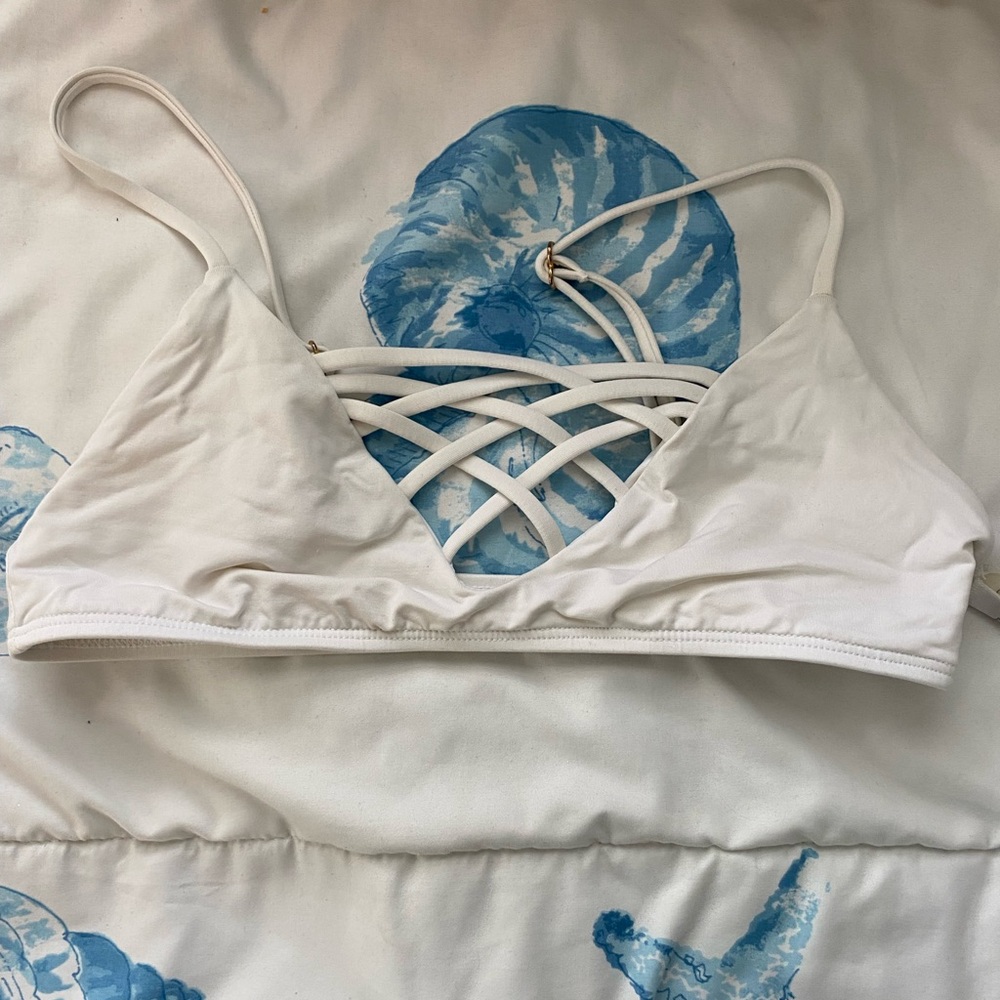 L space bikini top